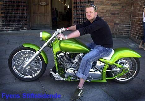 {{currentPhoto.altText}} billede {{currentPhoto.number}}