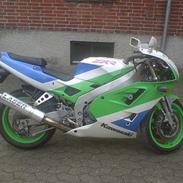 Kawasaki ZXR