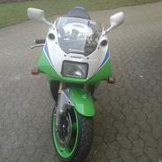 Kawasaki ZXR