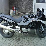 Suzuki GSX750FK6