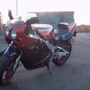 Suzuki gsxr 400 rr (solgt)