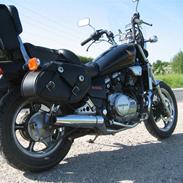 Honda VF 700 C Magna