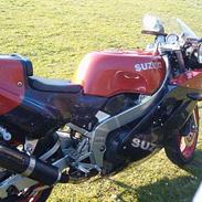Suzuki gsxr 400 rr (solgt)
