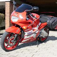 Honda CBR600F2