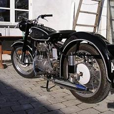 BMW R25