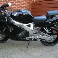 Honda CBR 900 RR TOTALSKADET