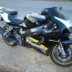 Kawasaki ZX7R Ninja (solgt)
