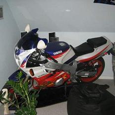 Yamaha FZR 600 >>>Tilsalg<<<