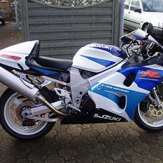 Suzuki TL 1000 R  SOLGT