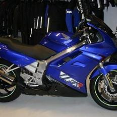Honda VFR 750