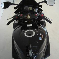 Suzuki GSXR-1000 *SOLGT*