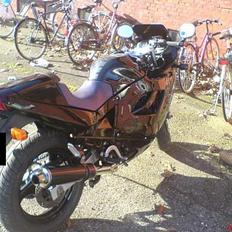 Suzuki GSX 600 F Solgt til Kim A