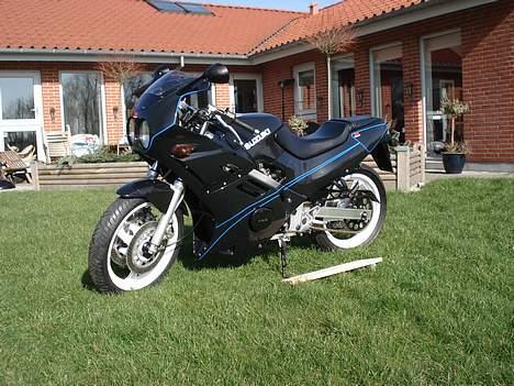 Suzuki GSX-R 250 - Første pudsedag :) Marts 07 billede 8