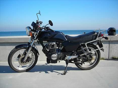 Honda CB400N billede 6