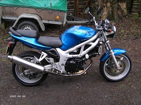 Suzuki SV 650 N **totalskadet*** billede 5