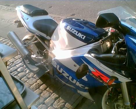 Suzuki GSXR 600 solgt billede 6
