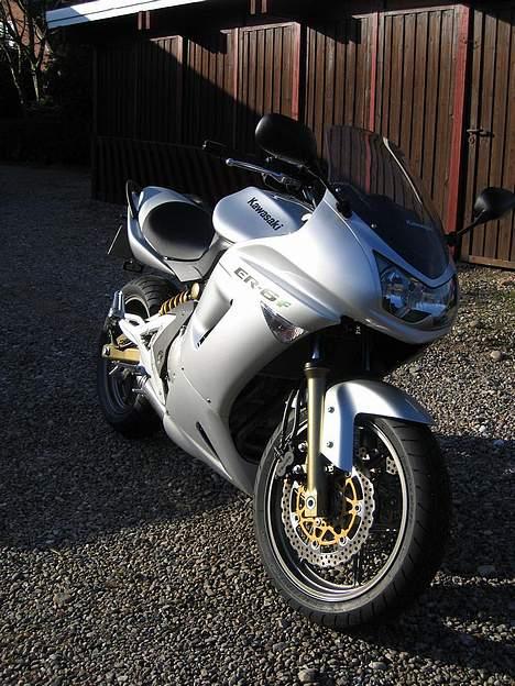 Kawasaki ER-6F *SOLGT* billede 6