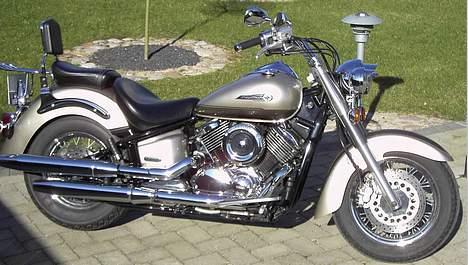 Yamaha XVS 1100 A Dragstar billede 11