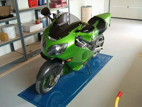 Kawasaki ZX12R billede 4