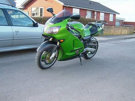 Kawasaki ZX12R billede 7