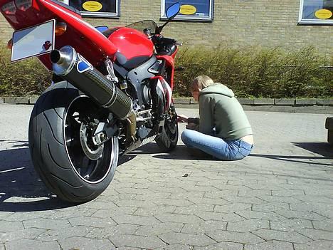 Yamaha R6 SOLGT billede 8