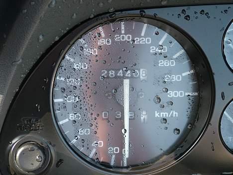 Honda CBR 1000F SC24 solgt billede 9