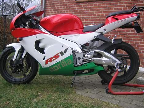 Aprilia Rsv Mille billede 4