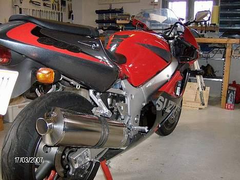 Suzuki GSX-R 600 - Racing bagpotten...  billede 2