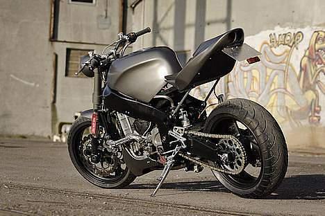 Kawasaki ZXR 750 Streetfighter  billede 1