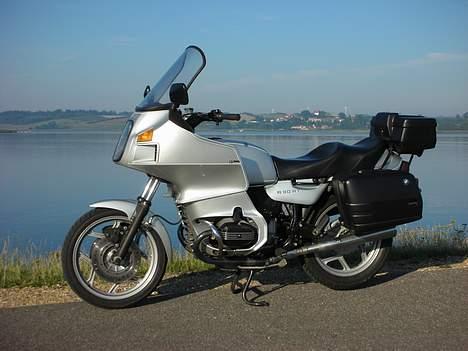 BMW R 80 RT - BMW R 80 RT på Hjarbæk havn. Solen kommer langsom op  billede 5