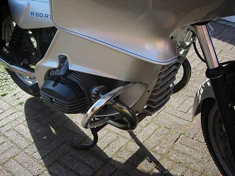 BMW R 80 RT - BMW R 80 RT nærbilled af styrtbøjle billede 11