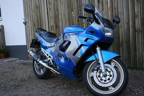 Suzuki GSX 600 F  **solgt** - uden tasker billede 2