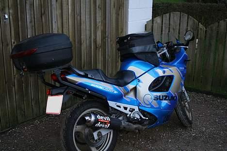 Suzuki GSX 600 F  **solgt** billede 3