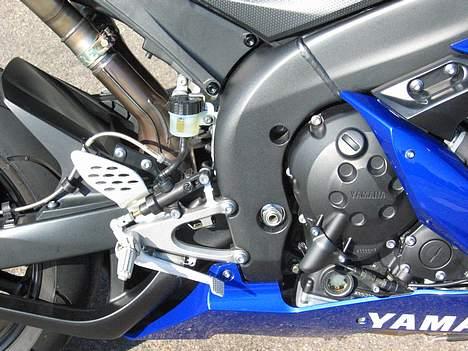 Yamaha R1 billede 3