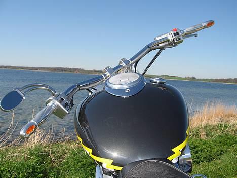 Yamaha xvs 1100 Dragstar billede 3