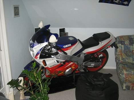 Yamaha FZR 600 >>>Tilsalg<<< billede 1