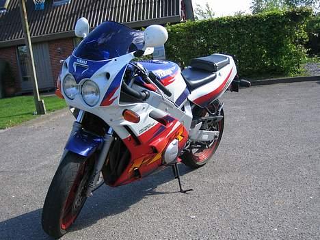 Yamaha FZR 600 >>>Tilsalg<<< billede 5