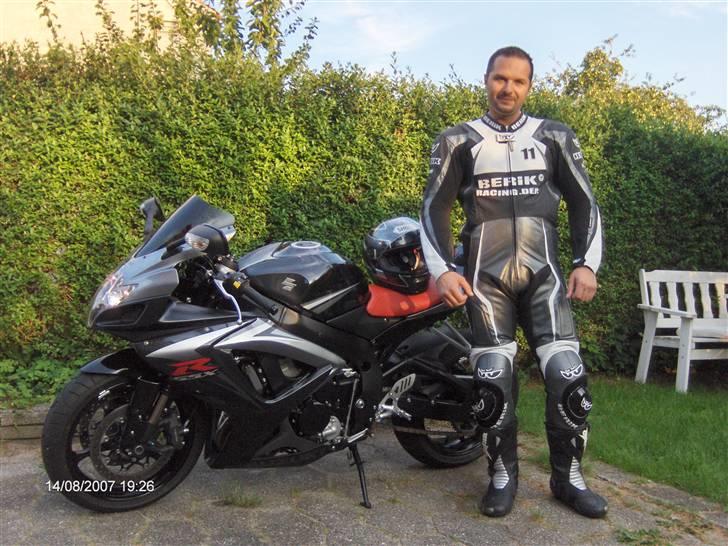 Suzuki Gsx-R750K7 solgt billede 1