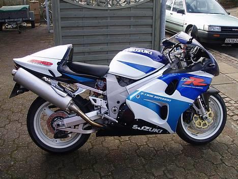 Suzuki TL 1000 R  SOLGT billede 1