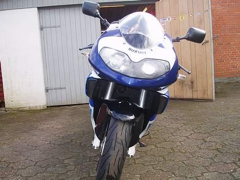 Suzuki TL 1000 R  SOLGT billede 8