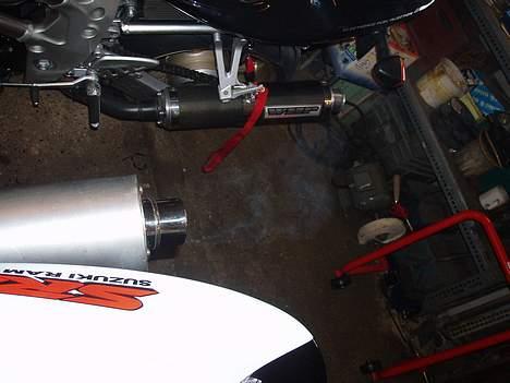 Suzuki TL 1000 R  SOLGT - GUN SMOKE billede 10