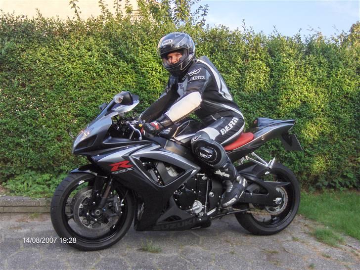 Suzuki Gsx-R750K7 solgt billede 4