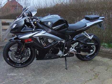 Suzuki Gsx-R750K7 solgt billede 5
