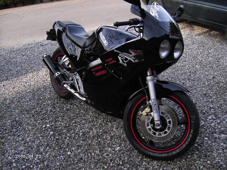 Suzuki GSX-R 250 - Her kan man se det nye alu-gitter billede 1