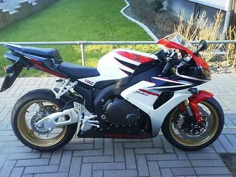 Honda CBR 1000 RR - 13/3 2007. Den første dag på gaden. Hvilken en dag. billede 12