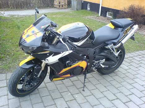 Yamaha YZF R6 billede 2