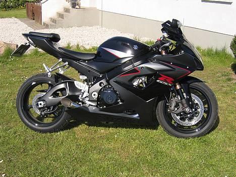 Suzuki GSXR-1000 *SOLGT* - siden billede 1