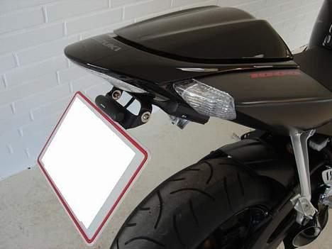Suzuki GSXR-1000 *SOLGT* - Rizoma pladeholder med diodelys. billede 4