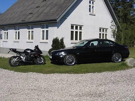 Suzuki GSXR-1000 *SOLGT* - Vores BMW E60 VS GSXR-1000K6 billede 5