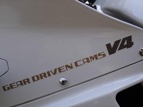 Honda VFR 750 F - SOLGT - billede 6